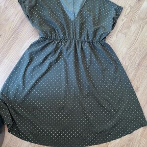 Women's Size XL Isabel Maternity Dolman Sleeve V-Neck Midi Dress GUC Poke a Dot